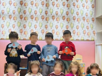 Τα ελαφάκια🦌 έμαθαν και δημιούργησαν τα μέσα μεταφοράς!🚗