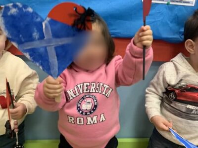 Τα Χελωνάκια γιόρτασαν την 25η Μαρτίου με όμορφες κατασκευές και γνώρισαν τα χρώματα της Ελληνικής σημαίας!🐢🇬🇷