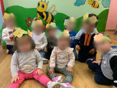 Καλή Πρωτομαγιά από το βρεφικό και το μεταβρεφικό μας τμήμα (Χελωνάκια και Λαγουδάκια)!🌸🌼